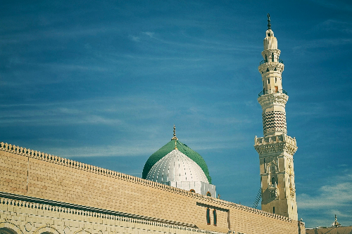 7 Nights 4 Star Umrah Package 2025